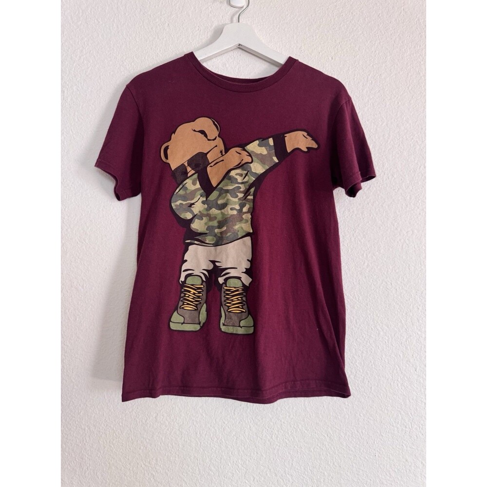 Vibes T-shirt Dabbing Camo Bear Mens Small  Burgundy Heathered Y2K Short Sleeves